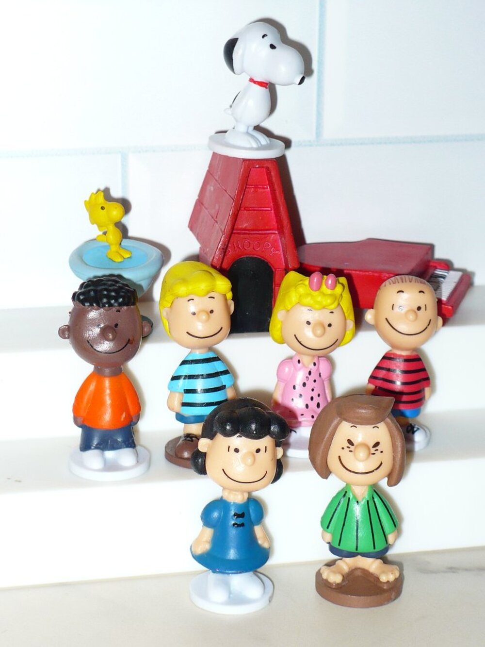 Peanuts Character Toys Snoopy Woodstock 9pc PVC Set ~ Cake Toppers